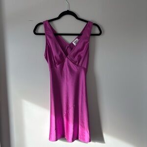 Princess Polly V-Neck Slip SatinChemise in Fuchsia